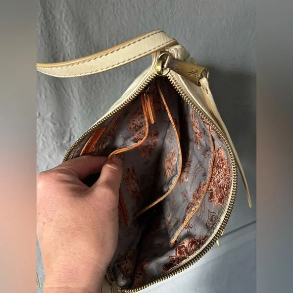 HOBO Cream Slim Crossbody Purse Leather Minimal Bag - Picture 5 of 11